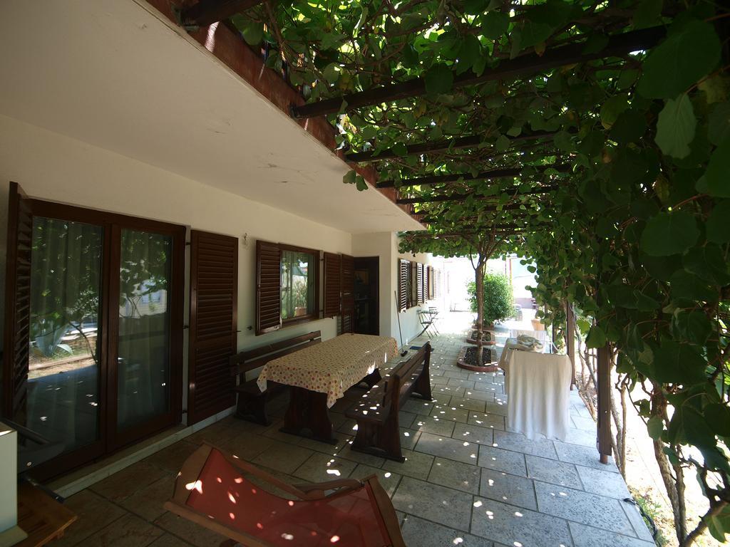 Diana'S Place Πούλα Εξωτερικό φωτογραφία